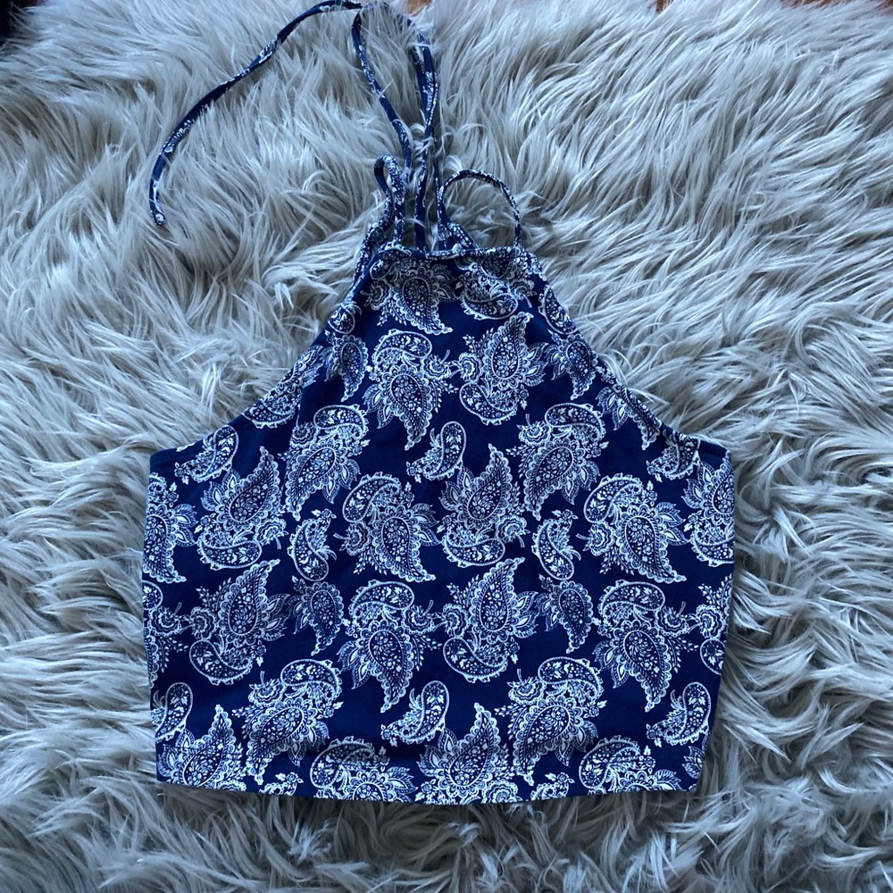 🦋HALTER TOP